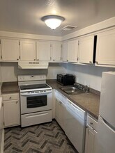 5403 Connecticut Ave NW, Unit A in Washington, DC - Building Photo - Building Photo
