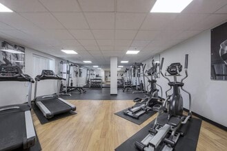 Lakewood Apartments II in Mississauga, ON - Building Photo - Building Photo