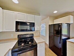 6304 88th Street Ct E in Puyallup, WA - Building Photo - Building Photo