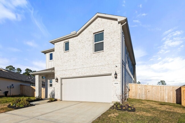 1906 Texas Live Oak Ct in Conroe, TX - Building Photo - Building Photo