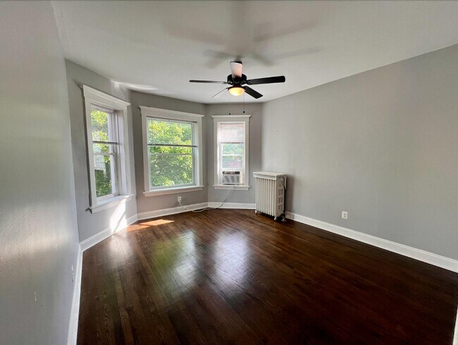 property at 3415 W Lyndale St