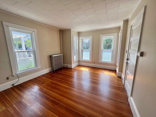 117 Beacon St, Unit 1