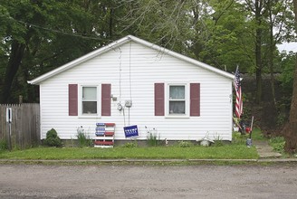 2-10 Exchange Park Dr in Medina, OH - Building Photo - Building Photo