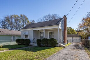 1220 Hammond Ave in Lexington, KY - Building Photo
