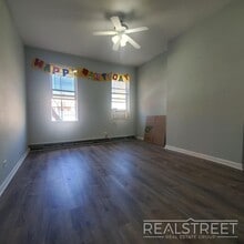100 Moore St in Brooklyn, NY - Building Photo - Building Photo
