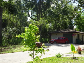 208 W Florence Ave, Unit 3 in DeLand, FL - Building Photo - Building Photo