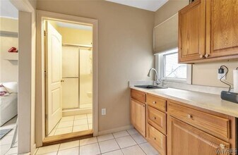 2287 Niagara St in Buffalo, NY - Building Photo - Building Photo