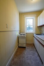 217 Kelton St, Unit 5 in Boston, MA - Building Photo - Building Photo