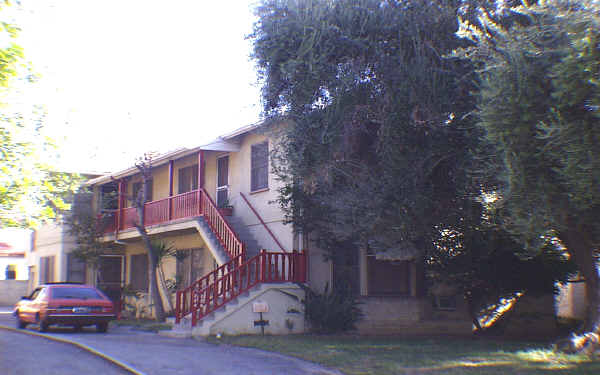 224-226 N Primrose Ave in Alhambra, CA - Building Photo