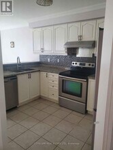 34 Dunure Crescent in Brampton, ON - Building Photo - Building Photo