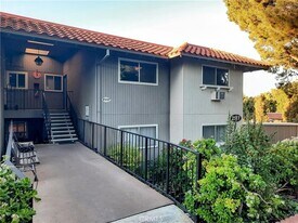 2117 Via Puerta, Unit Q in Laguna Woods, CA - Building Photo