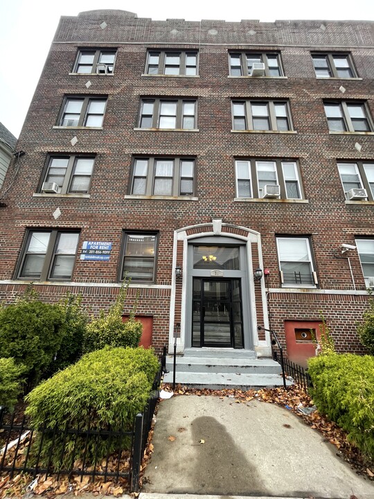 40 W 29th St, Unit 2D in Bayonne, NJ - Foto de edificio