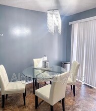 8125 Georgia Ct N in Minneapolis, MN - Building Photo - Building Photo