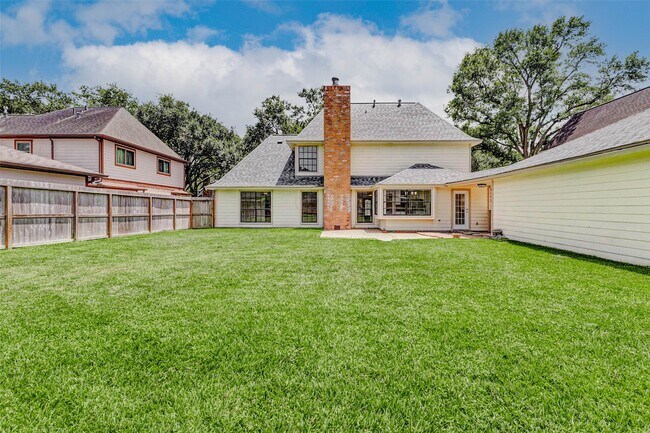 18310 Widcombe Dr in Houston, TX - Building Photo - Building Photo
