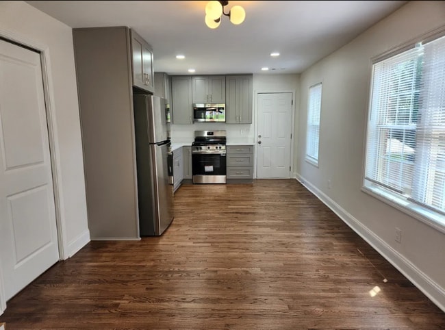 646 Quillian Ave in Decatur, GA - Building Photo - Building Photo
