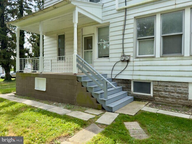 122 Houston Ave in Harrisburg, PA - Building Photo - Building Photo