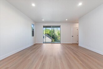 1671 W Burlison Ln in Boise, ID - Building Photo - Building Photo