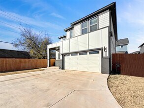 2608 Crescent Ave in Oklahoma City, OK - Building Photo - Building Photo