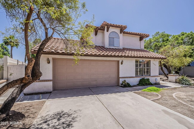 property at 4627 E McNeil St