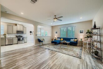14810 Peregrine Dr in Pflugerville, TX - Building Photo - Building Photo