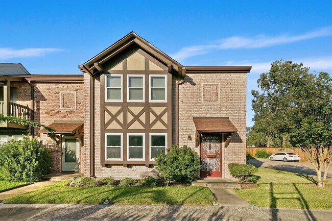 property at 2324 Shadowdale Dr