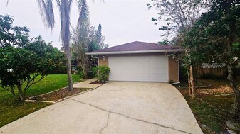 3276 Wilderness Trail in Kissimmee, FL - Building Photo