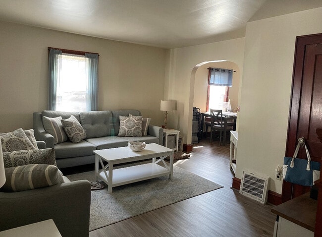 126 N River Dr in Pennsville, NJ - Building Photo - Building Photo