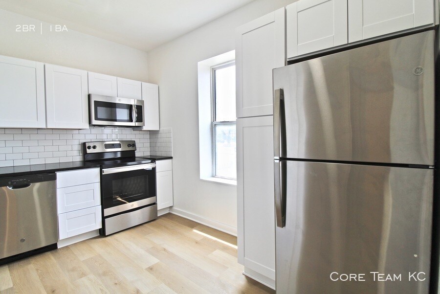 712 Linwood Blvd-Unit -712-6 in Kansas City, MO - Building Photo