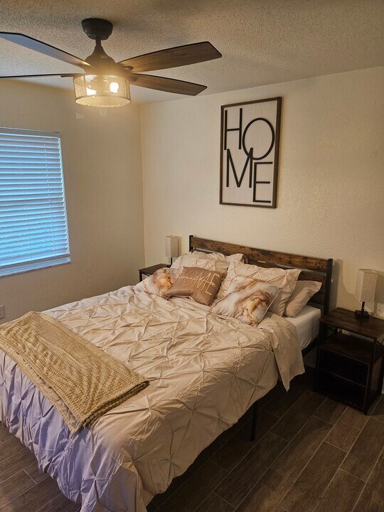 387 S McMullen Booth Rd, Unit 15 in Clearwater, FL - Building Photo