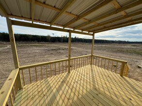 362 Patriot Ln in Collinston, LA - Foto de edificio - Building Photo