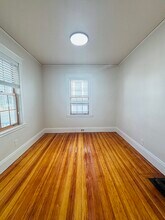 53 Windsor St in Everett, MA - Building Photo - Building Photo