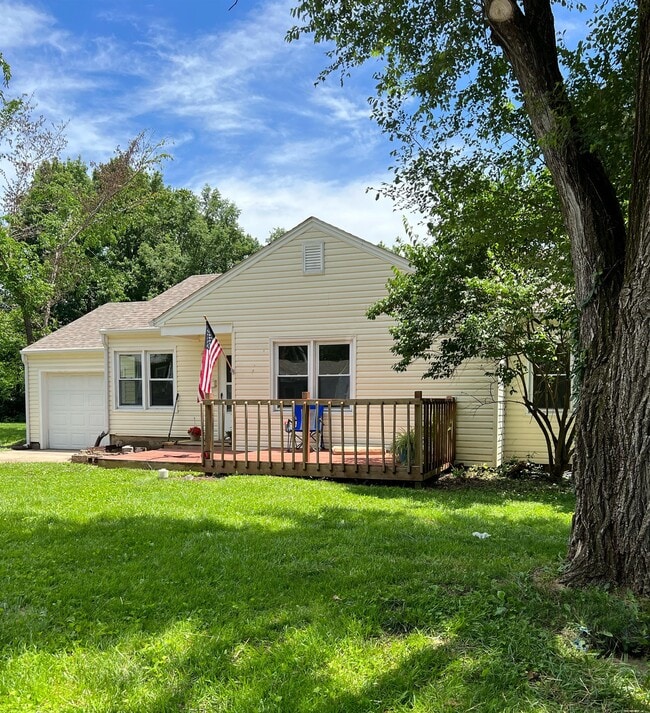 property at 413 10th St Terrace