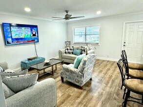 177 Brittany Terrace in Delray Beach, FL - Foto de edificio - Building Photo