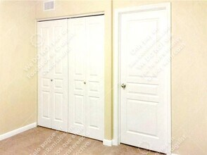 112 Rush Haven in San Marcos, TX - Foto de edificio - Building Photo