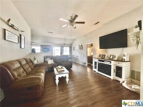 100 Calcite Ln in Jarrell, TX - Building Photo - Building Photo