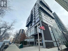 17 Dundonald St in Toronto, ON - Building Photo