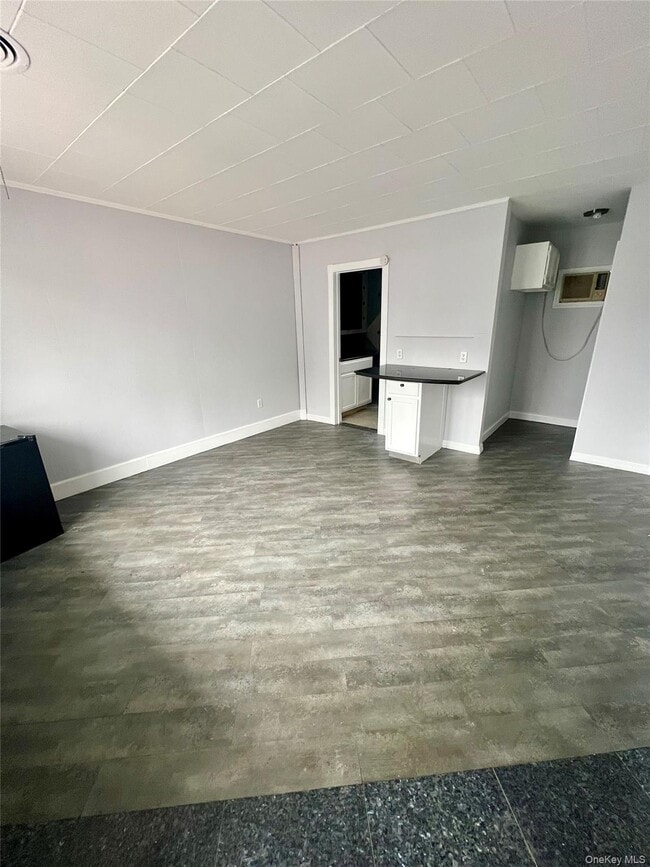 property at 1612-1616-1616 US-9W