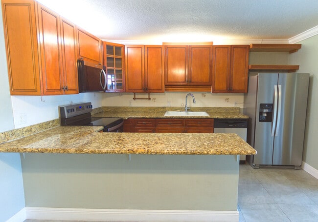 property at 4225 Turnberry Cir