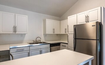 516 Greenwood Ave in Clarks Summit, PA - Building Photo - Building Photo