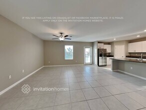 2393 Jungle Dr in Ruskin, FL - Foto de edificio - Building Photo