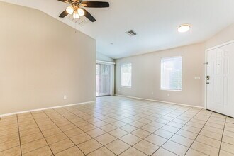 418 E Penny Ln in San Tan Valley, AZ - Building Photo - Building Photo