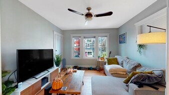 304 Lamartine St in Boston, MA - Building Photo