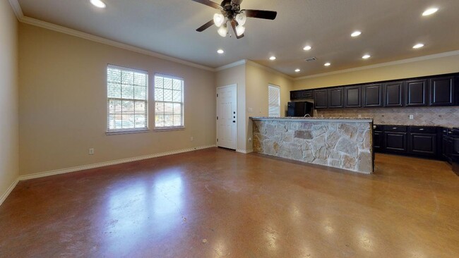 103 Deacon Dr in College Station, TX - Building Photo - Building Photo