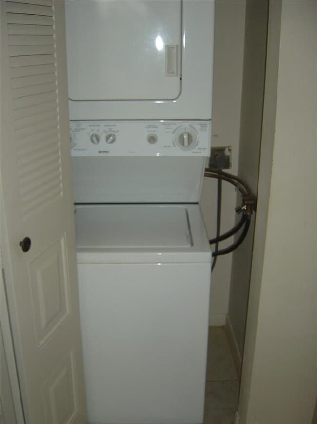 1704 Andros Is, Unit C-3 in Coconut Creek, FL - Building Photo - Building Photo