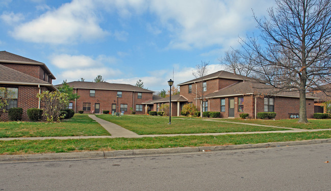 Oakdale Apartments in Dayton, OH - Building Photo - Building Photo