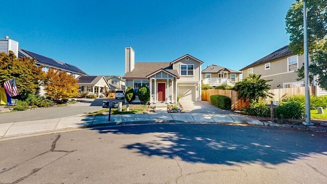 1284 Giffen Pl in Santa Rosa, CA - Building Photo - Building Photo
