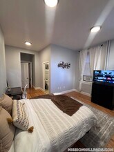 252 Warren St in Boston, MA - Building Photo - Building Photo