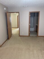 3350 Edison Dr in West Lafayette, IN - Building Photo