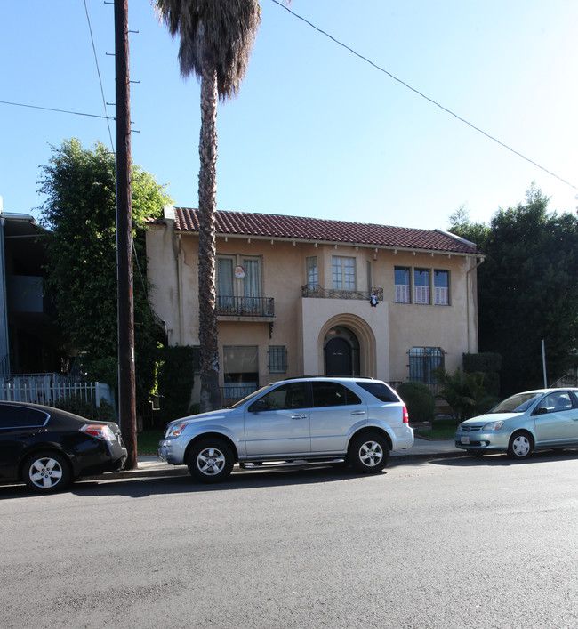 1732 N Mariposa Ave in Los Angeles, CA - Building Photo - Building Photo