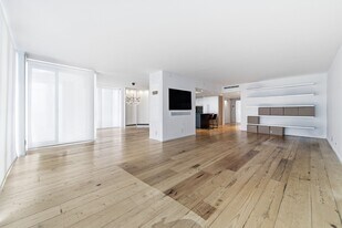 529 S Flagler Dr in West Palm Beach, FL - Building Photo